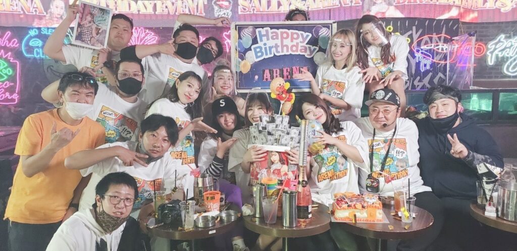 誕生日や記念日のプレゼントにも！お祝いTシャツを作ろう♪