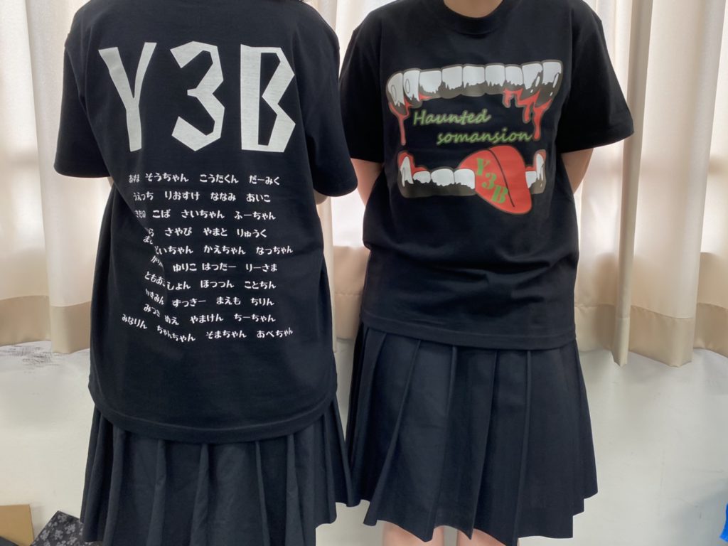 クラスTシャツ背中プリント