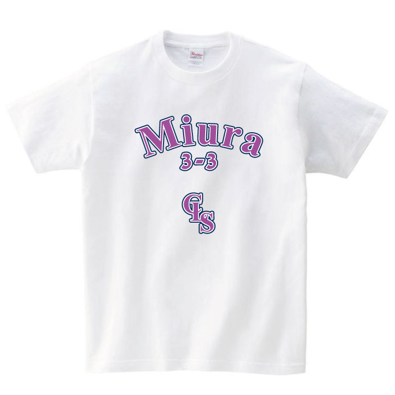 韓国シンプルデザインの白クラスTシャツ