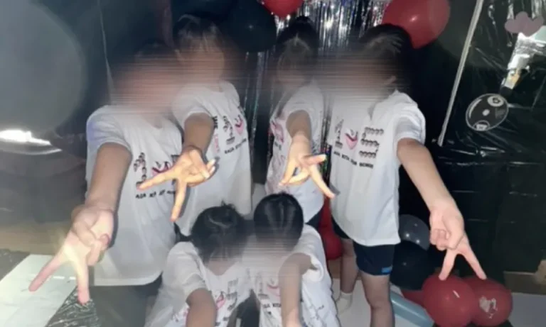 佐賀県S高等学校1年5組さま クラスTシャツ制作事例（リラックスドライTシャツ）