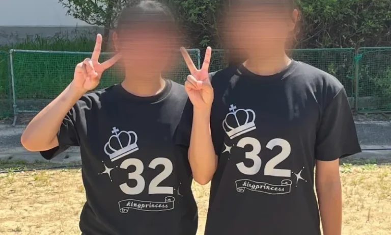 広島県T高等学校3年2組さま クラスTシャツ制作事例（スーパードライTシャツ）