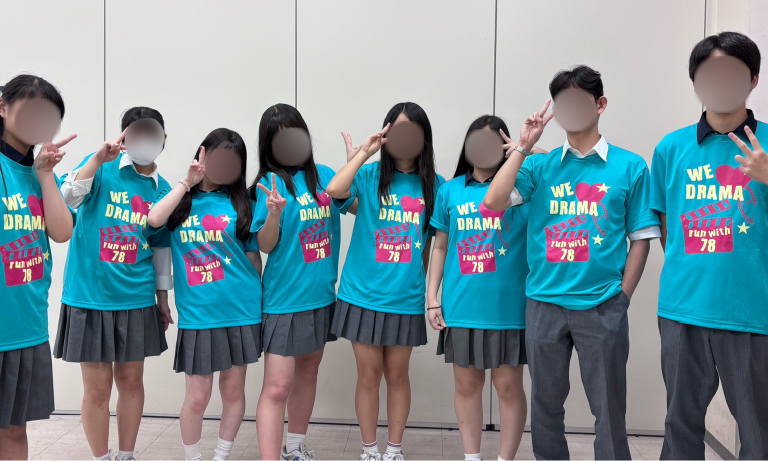 茨城県M高等学校演劇部さま クラスTシャツ制作事例（スーパードライTシャツ）